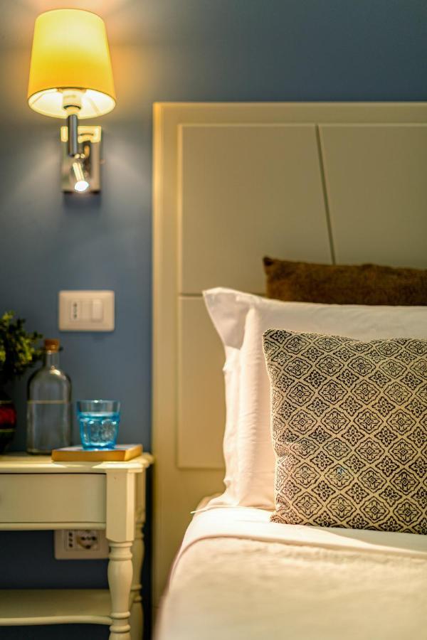 Marlin Rooms Cagliari Esterno foto
