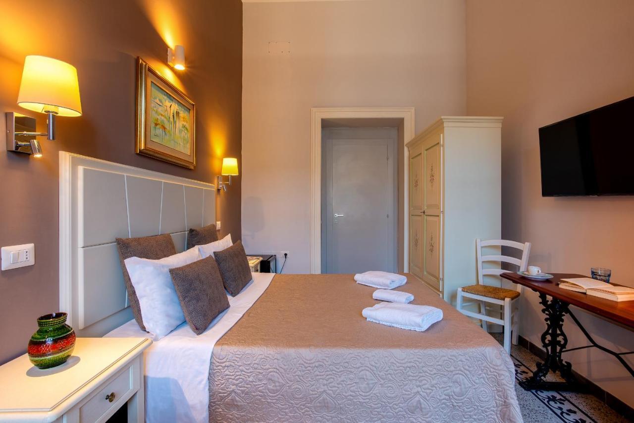 Marlin Rooms Cagliari Esterno foto