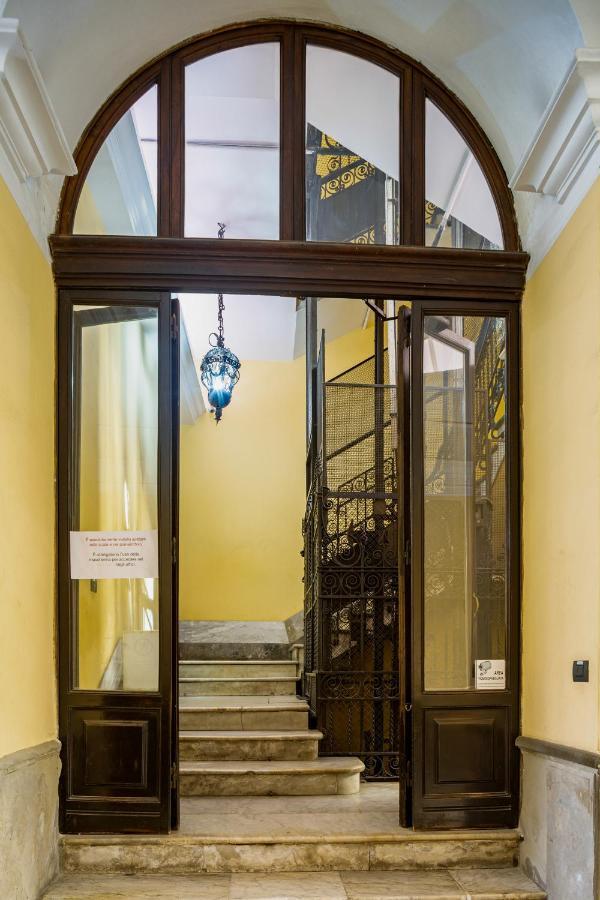 Marlin Rooms Cagliari Esterno foto