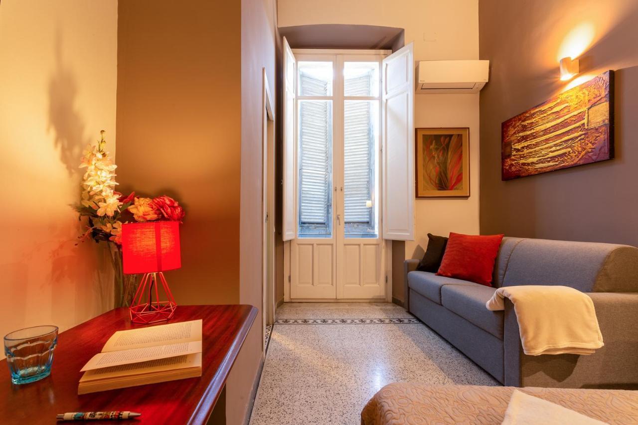 Marlin Rooms Cagliari Esterno foto