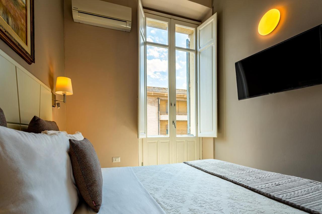 Marlin Rooms Cagliari Esterno foto