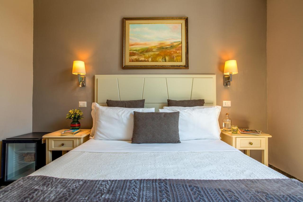 Marlin Rooms Cagliari Esterno foto
